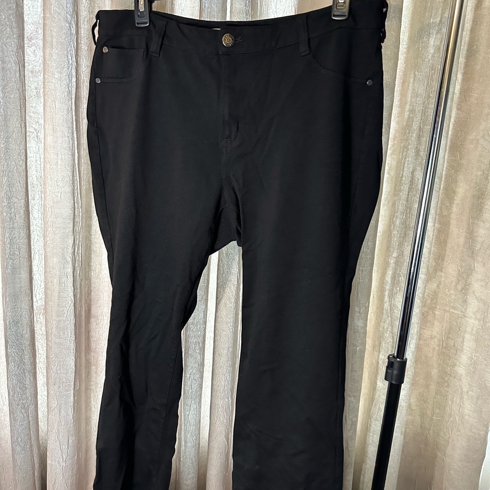 Celebrity Pink size 20 bootleg woman’s pants